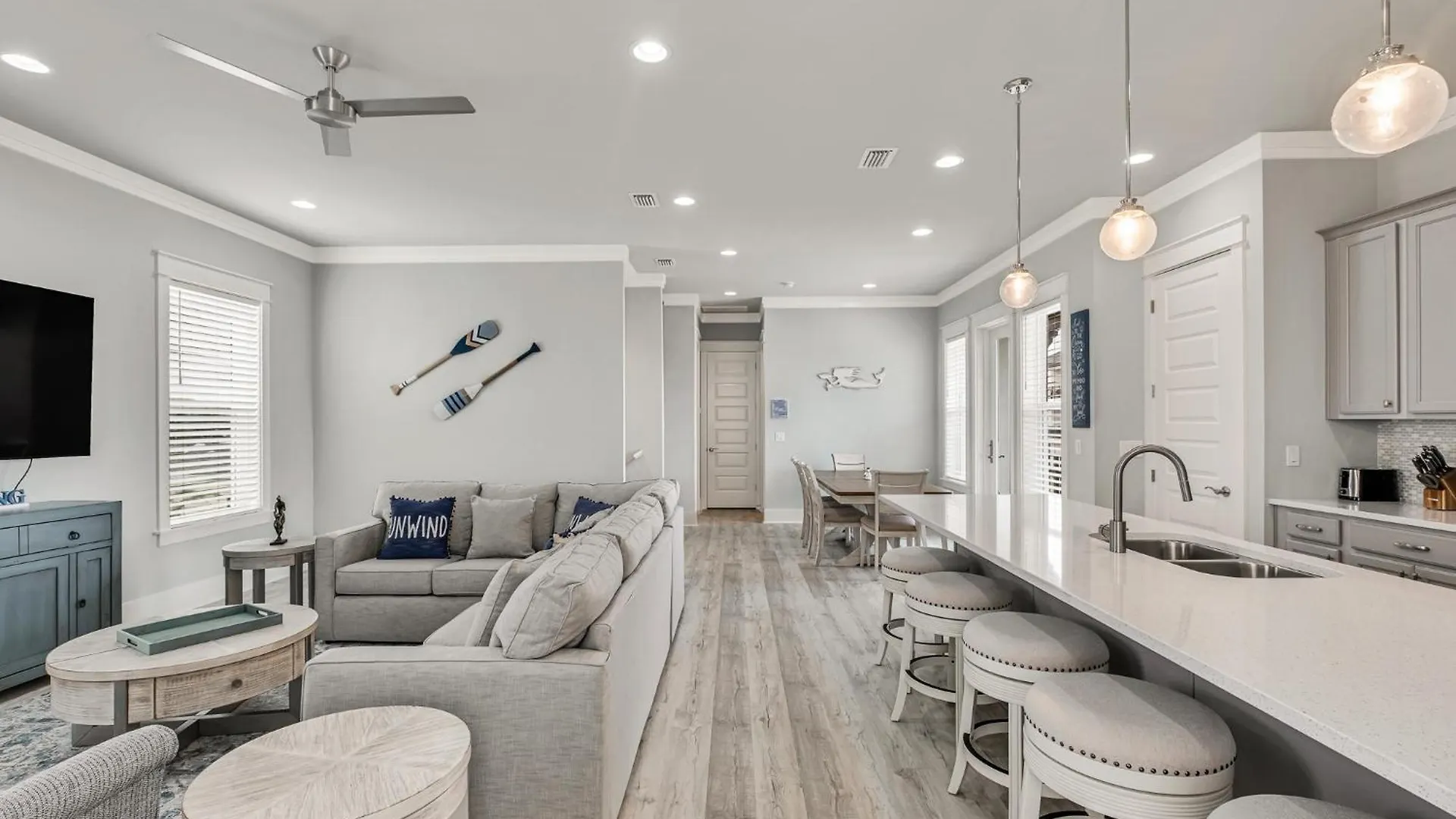 Grand Charm Chateau With Lsv And Heated Pool Destin
